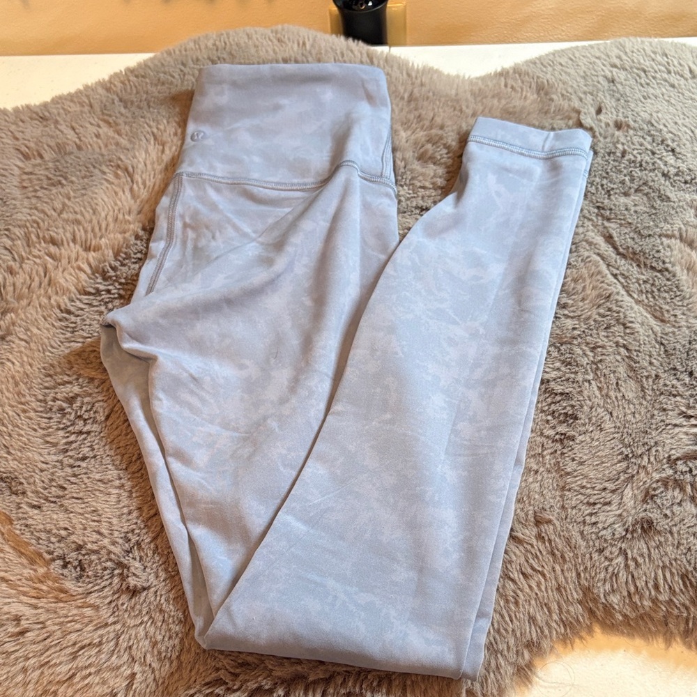 lululemon athletica Light Blue Cross Waistband Marble High-Rise Leggings Size 2
